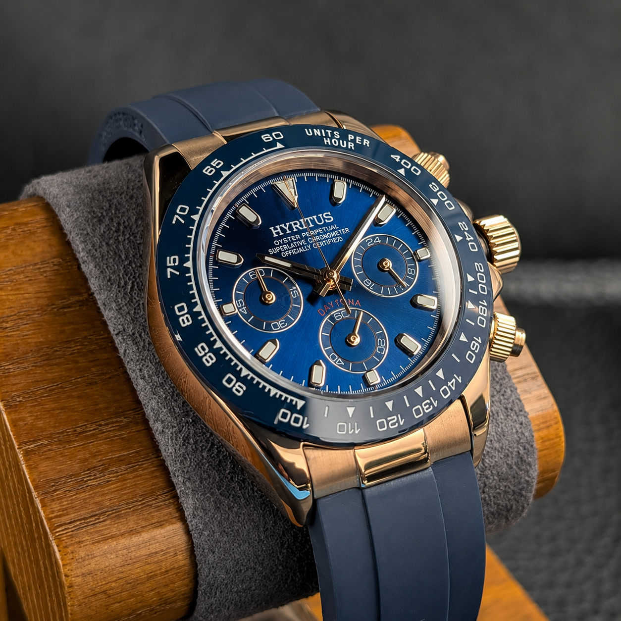 Hyritus Day rose gold